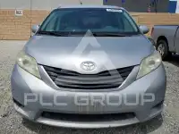 2012 Toyota SIENNA фото