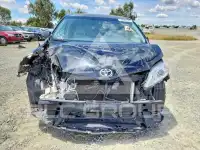 2012 Toyota SIENNA фото