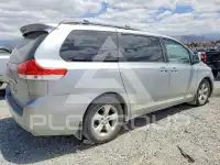 2012 Toyota SIENNA фото
