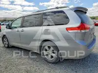 2012 Toyota SIENNA фото