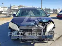 2012 Toyota SIENNA фото