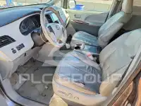 2012 Toyota SIENNA фото