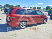 2012 Toyota SIENNA фото
