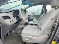 2012 Toyota SIENNA фото