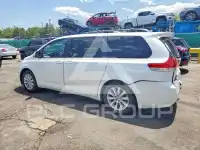 2012 Toyota SIENNA фото