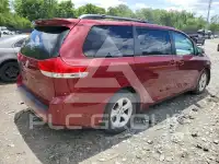 2012 Toyota SIENNA фото