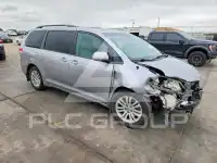 2012 Toyota SIENNA фото