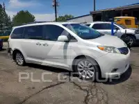 2012 Toyota SIENNA фото