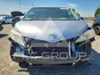2012 Toyota SIENNA фото