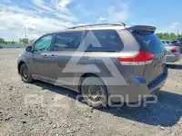 2012 Toyota SIENNA фото