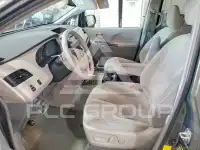 2012 Toyota SIENNA фото