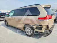 2012 Toyota SIENNA фото