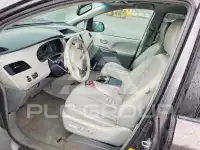 2012 Toyota SIENNA фото
