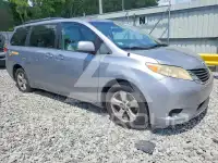 2012 Toyota SIENNA фото