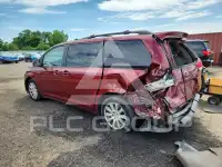 2012 Toyota SIENNA фото