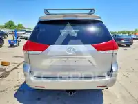 2012 Toyota SIENNA фото