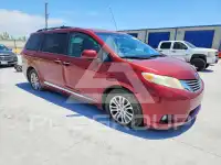 2012 Toyota SIENNA фото
