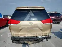 2012 Toyota SIENNA фото
