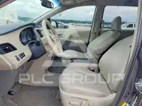 2012 Toyota SIENNA фото