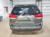 2012 Toyota SIENNA фото