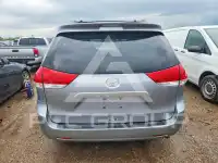2012 Toyota SIENNA photo