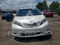 2012 Toyota SIENNA фото