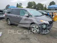 2012 Toyota SIENNA фото