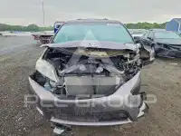 2012 Toyota SIENNA фото