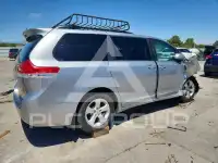 2012 Toyota SIENNA фото