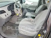 2012 Toyota SIENNA фото