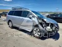 2012 Toyota SIENNA фото