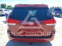 2012 Toyota SIENNA фото
