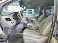 2012 Toyota SIENNA фото