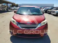 2012 Toyota SIENNA фото