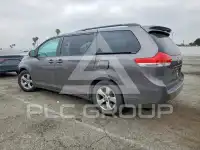2012 Toyota SIENNA фото
