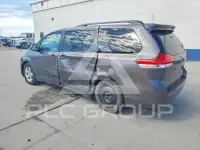 2012 Toyota SIENNA фото