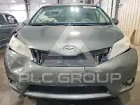 2012 Toyota SIENNA фото
