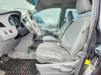2012 Toyota SIENNA photo