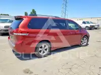 2012 Toyota SIENNA фото