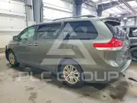 2012 Toyota SIENNA фото
