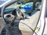 2012 Toyota SIENNA фото