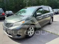 2012 Toyota SIENNA фото