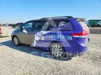 2012 Toyota SIENNA фото