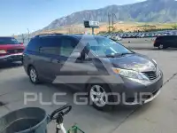 2012 Toyota SIENNA фото