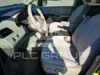 2012 Toyota SIENNA photo