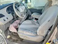 2012 Toyota SIENNA фото