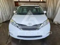 2012 Toyota SIENNA фото