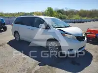 2012 Toyota SIENNA фото