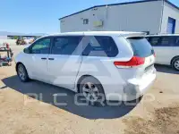 2012 Toyota SIENNA photo