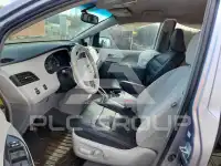 2012 Toyota SIENNA photo